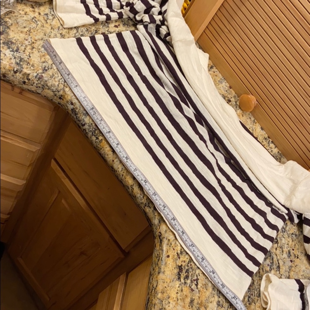 Loft long sleeve cream/black stripe top Large - Picture 15 of 16